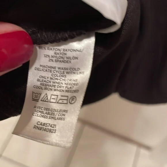 LOFT long-line black dress - Picture 7 of 8